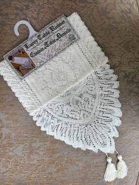 NWT Lacey Table Runner